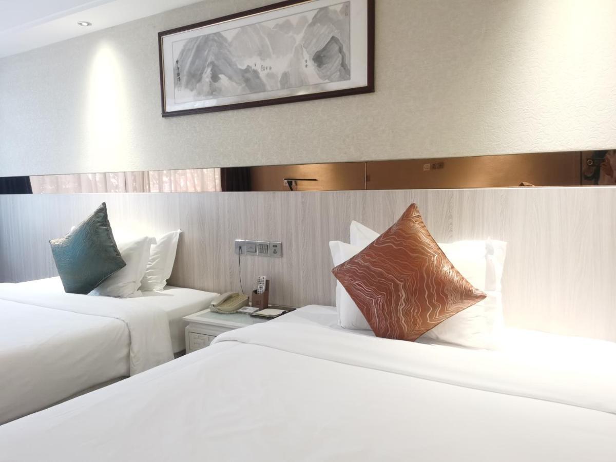 Paco Hotel Tianhe Coach Terminal Metro Satation Guangzhou-Free Shuttle Bus For Canton Fair Zewnętrze zdjęcie