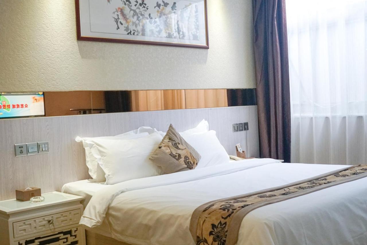 Paco Hotel Tianhe Coach Terminal Metro Satation Guangzhou-Free Shuttle Bus For Canton Fair Zewnętrze zdjęcie